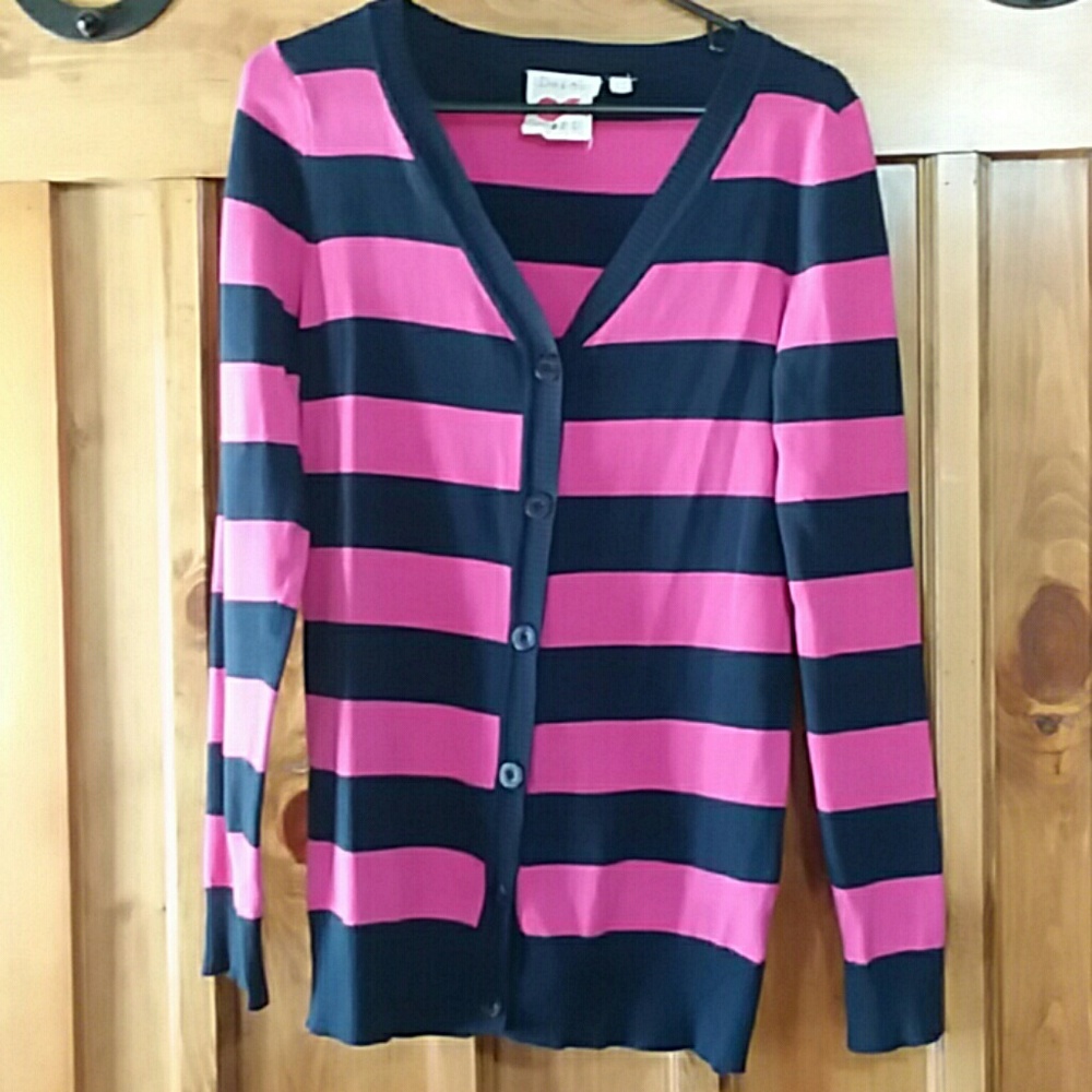 Derek Heart cardigan